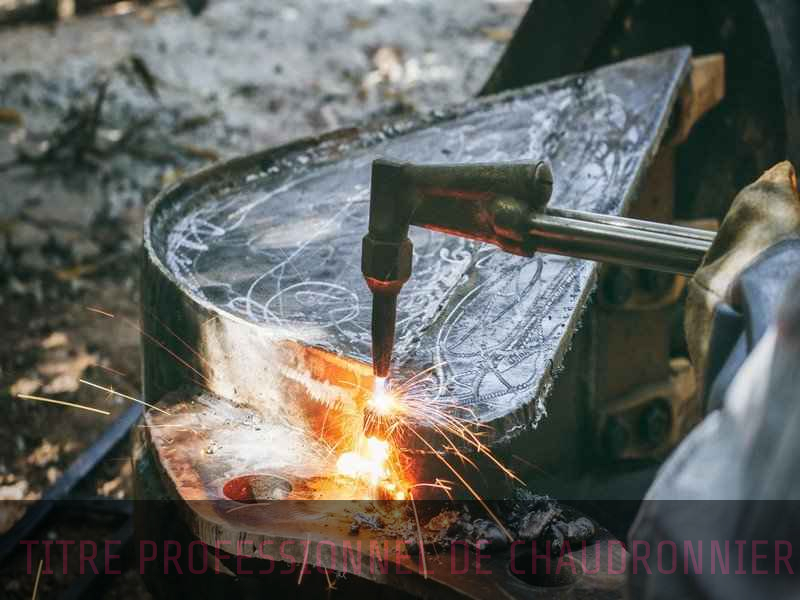 Lire la suite à propos de l’article Suivre une formation pour devenir chaudronnier